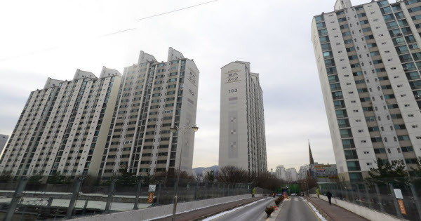 서울시 금천구 독산동 금천현대홈타운아파트. /네이버 거리뷰 캡쳐