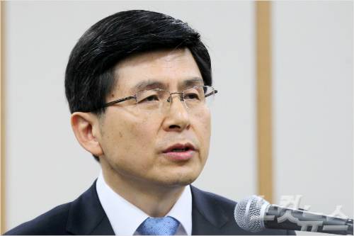 신임 국무총리 후보자로 지명된 황교안 법무부 장관 (박종민 기자)