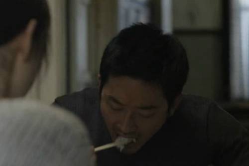 영화 '베를린' 속 하정우 (사진=베를린 메이킹 영상 캡쳐)