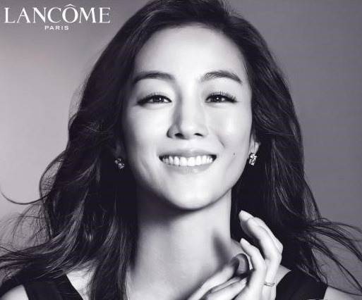 문정원, 화장품 광고서 우아함 방출…'연예인이라 해도 믿겠네'(사진=랑콤)
