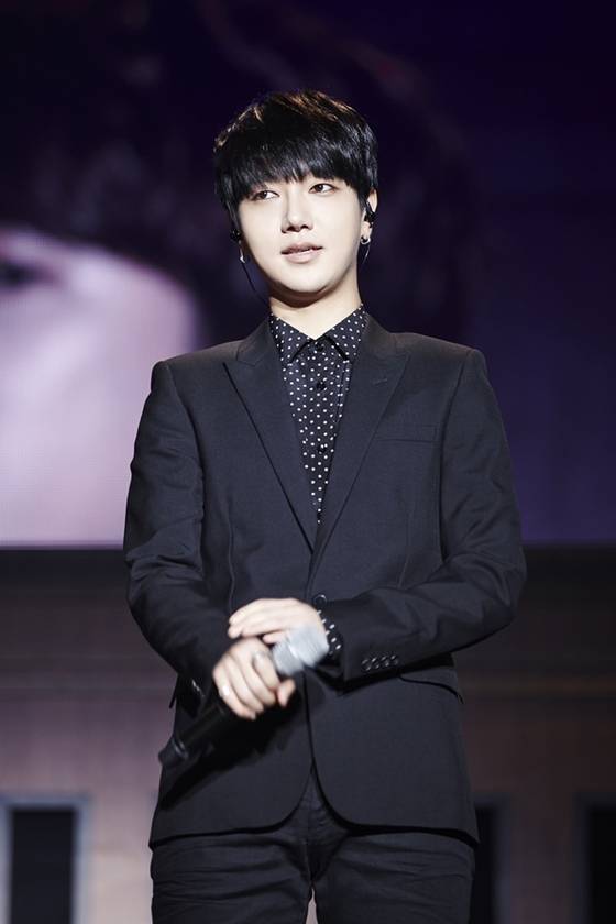 예성이 ‘슈퍼주니어-K.R.Y. 아시아 투어 ~Phonograph~ 인 서울’에서 솔로 무대를 선보였다. © News1스포츠 / SM엔터테인먼트