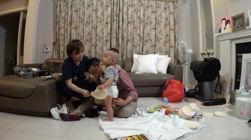 [일일육아에 도전한 안문숙과 김범수. 사진제공=JTBC]