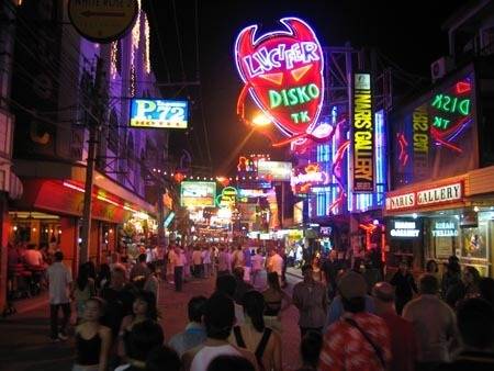 <사진>태국 파타야 유흥가의 모습. 사진과 기사 내용은 관련 없음. [자료=pattayaplaza.com]