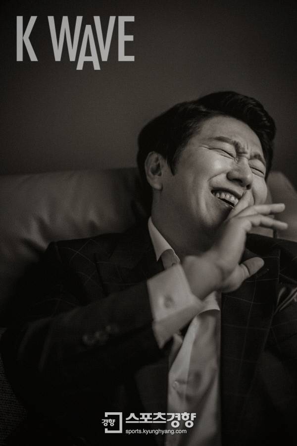 배우 김수로 화보. 사진 케이웨이브