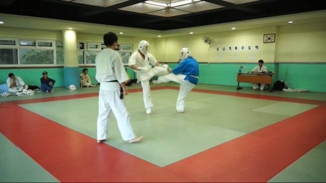 KU 격무제는 타투극 3개 분야를 더욱 세분화한 이색 룰을 도입했다. 사진은 그라운드 공방 장면.