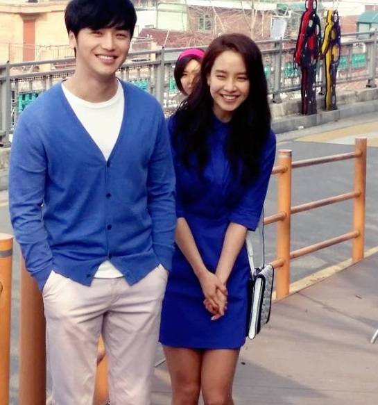 이방지役 변요한, 송지효와는 무슨 관계? "개리는 구남친, 변요한은 혜성처럼 나타난 새 남친" (사진=송지효 인스타그램)