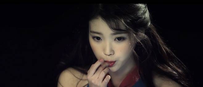 아이유 스물셋. [사진 유튜브 영상 캡쳐]