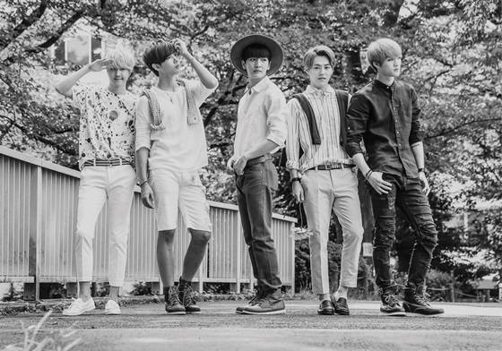 그룹 루커스 (왼쪽부터) 초이, 해원, 동현, 경진, 진완 / 사진제공=팬 엔터테인먼트