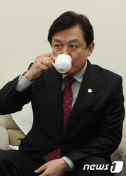 김병우 충북도교육감. 2015.12.15/뉴스1 © News1 김용빈 기자