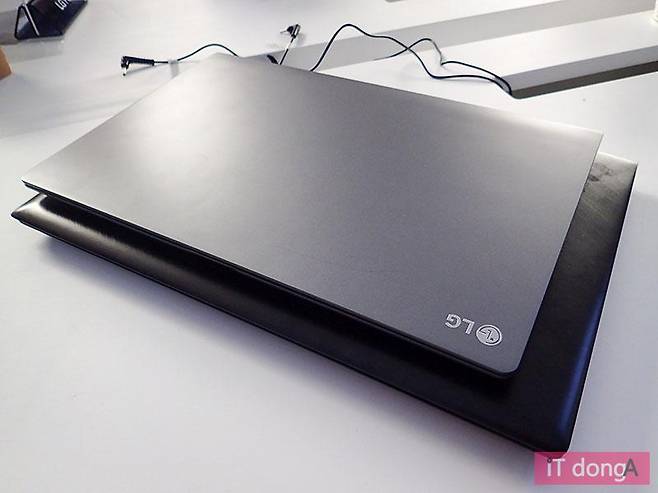 15.6인치 게이밍 노트북과 그램15 비교