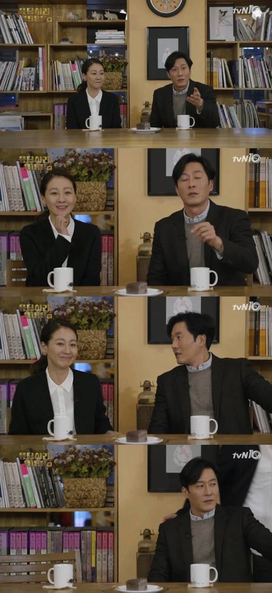 배우 김주혁이 이미연과 첫 키스를 언급했다.© News1star/tvN '응답하라 1988' 캡처