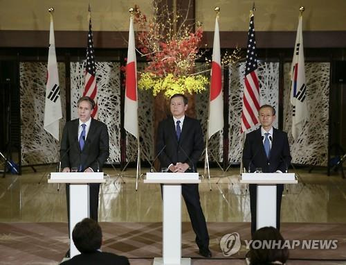 16일 회담후 공동기자회견하는 한미일 외교차관(AFP.연합뉴스)