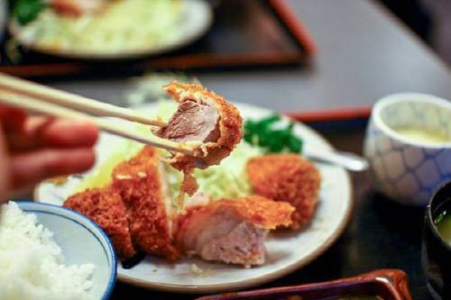 가고시마의 가와규 돈가스.