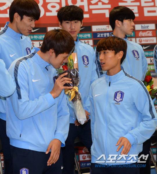 [포토] 박용우-문창진 '그리웠어~ 고향의 향기~'