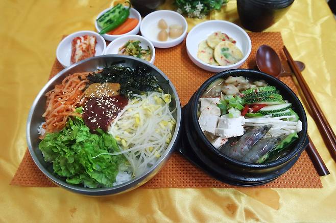 문산(순천) - 된장찌개비빔밥