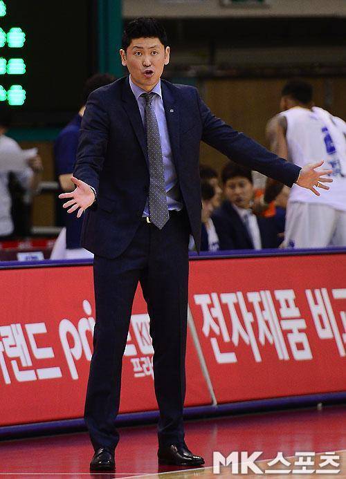 전주 KCC 추승균 감독. 사진=MK스포츠 DB
