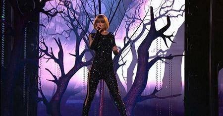 2016 그래미 어워드 테일러 스위프트. 사진=피플매거진 트위터.