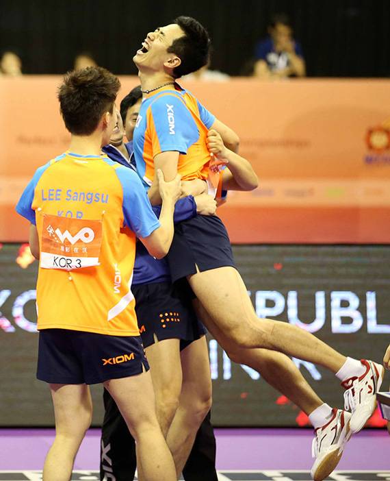 포르투갈전 승리를 확정한 뒤, 환호하는 주세혁 [사진 대한탁구협회]
