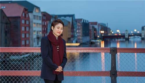 <<해리슨 패럿 홈페이지>>