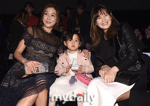 ▲ 현영·정가은, '귀여운 다은이와 함께'