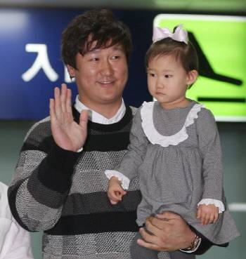 이대호와 딸/연합뉴스