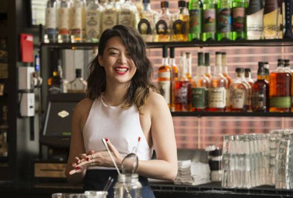 뉴욕에서 활동하는 바텐더 미셸라 피콜로.