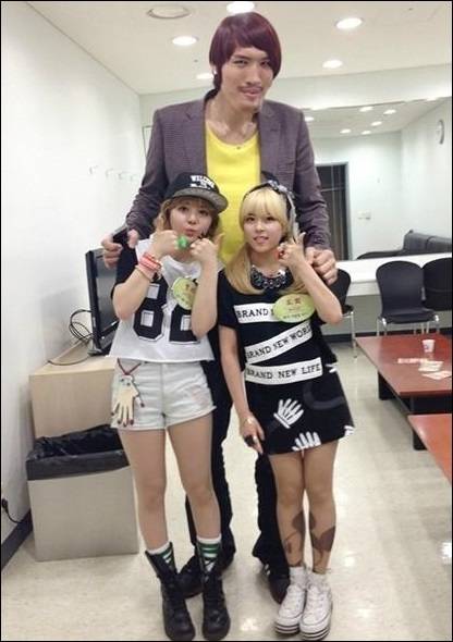 최홍만 도희 인증샷. ⓒ 타이니지 SNS