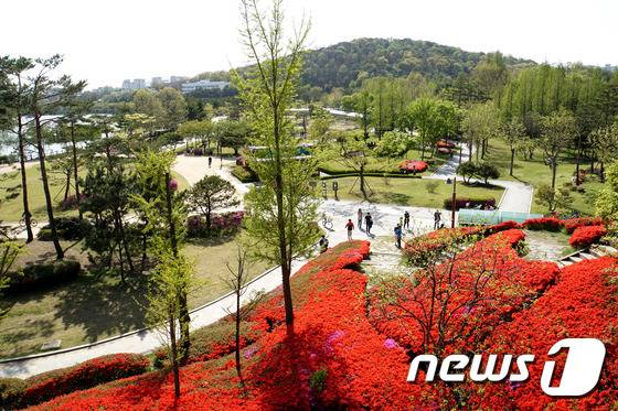 수원 서호공원. 범유진 작가 © News1