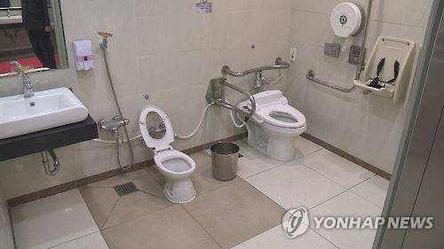 지하철역 화장실 [연합뉴스 TV]