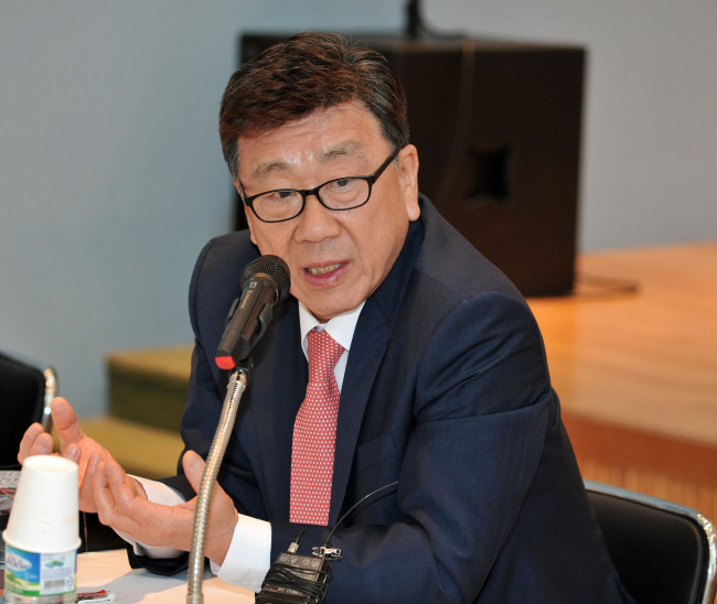 Newly appointed Chungmu Arts Center CEO Kim Seung-up speaks at a press conference at the center in Seoul on Wednesday. (Chungmu Arts Center)