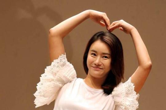 최근 여성매거진 우먼센스는 "박잎선 곁에 남자친구가 있었다"라며 그의 열애 사실을 보도했다. ⓒ 연합뉴스