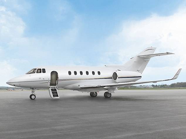 무함마드 자훌과 카말리야의 호커 900XP 제트기