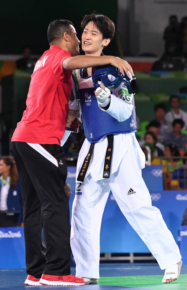 [OSEN=리우데자네이루(브라질), 이대선 기자] 이대훈(한국가스공사)이 8강서 불의의 일격을 당했다. OSEN