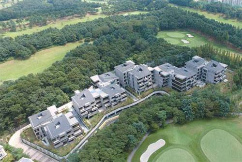 한성CC에 둘러싸인 고급저택 단지 죽전 힐데스하임 전경. [사진 제공 = 원건설]