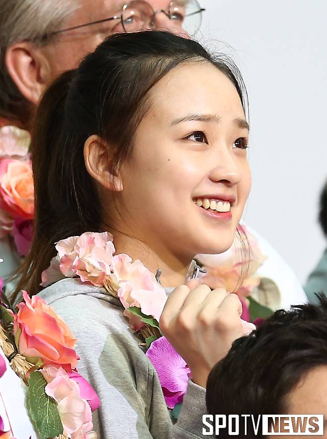 ▲ 2016년 리우데자네이루 올림픽을 마치고 귀국한 손연재 ⓒ 인천국제공항, 한희재 기자