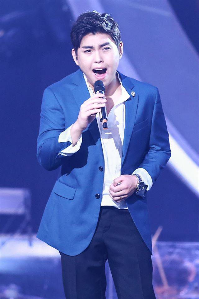 가수 한동근이 2년 전 낸 노래 '이 소설의 끝을 다시 써보려 해'로 멜론 등 음원 차트 1위를 차지하며 큰 사랑을 받고 있다. 한동근은 "천운이 따라 신기할 뿐"이라고 놀라워했다. MBC 제공