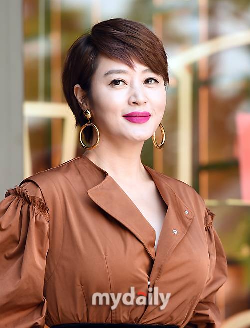 ▲ 김혜수, '고급스러움 폭발하는 미소'