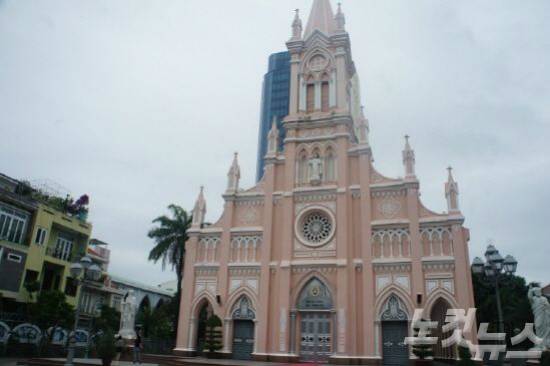 다낭 대성당(사진=더좋은여행 제공)