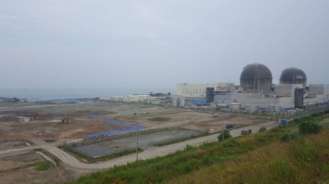 [사진설명=세계 최대 원전밀집단지로 떠오른 고리ㆍ신고리 원전, 추가원전 건설 문제로 논란이 일고있는 신고리 5~6호기 원전 부지 모습.]