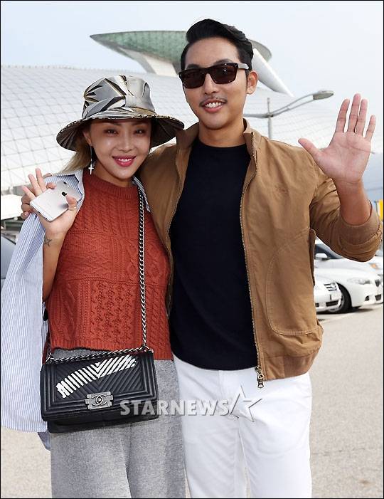 브라운아이드걸스 멤버 나르샤(왼쪽)와 남편 황태경 /사진=임성균 기자