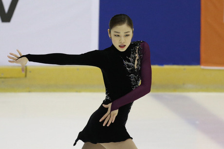 김연아가 2014년 1월5일 경기 고양시 어울림누리 빙상장에서 열린 제68회 전국 남녀 피겨스케이팅 종합선수권대회에서 프리스케이팅 연기를 펼치고 있다. 고양/이정아 기자 leej@hani.co.kr