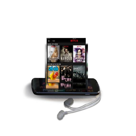 DVD 대여업체에서 출발한 넷플릭스는 미국 최대의 온라인 스트리밍 서비스업체로 진화했다. [중앙포토]