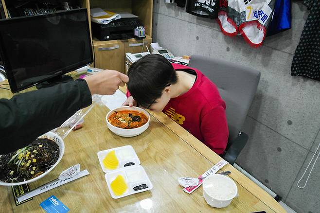 ▲ 먹을 수는 없지만 냄새라도.