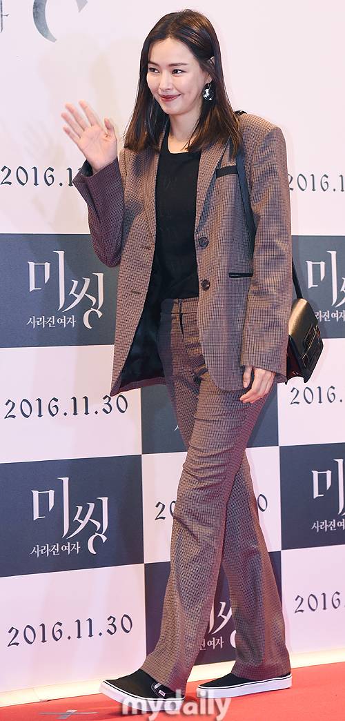 ▲이하늬 '매력적인 보조개 미소'