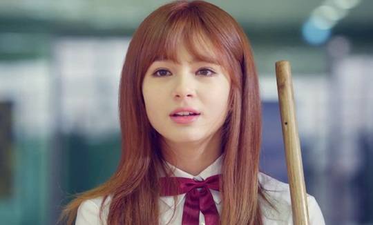 샤넌 / ‘왜요왜요’ MV 中