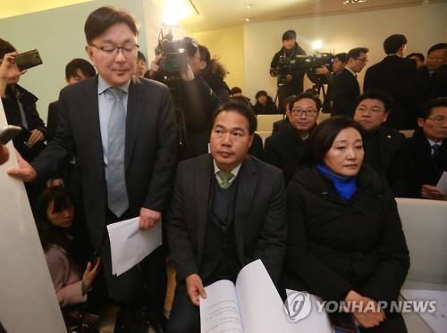 김영재의원 현장조사/사진=연합뉴스