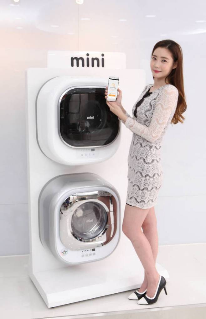 동부대우전자 첫 IoT 적용 신제품 벽걸이 드럼세탁기 `미니` (모델명 DWD-03MBLC)