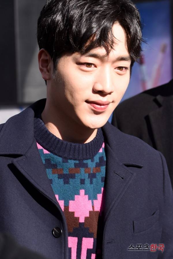 팬사인회에 참석하고 있는 배우 서강준. 사진=장동규 기자 jk31@hankooki.com