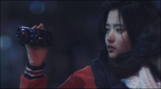 김태리 주연의 '문영'은 카메라로 세상을 담는 말 없는 소녀 문영의 이야기를 담았다.ⓒKT&G 상상마당