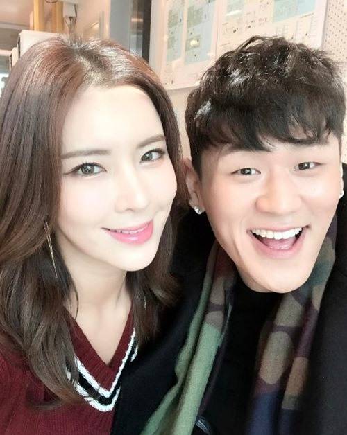 뮤지컬 배우 정선아, 강홍석이 남매 같은 비주얼을 자랑했다. 사진=정선아 인스타그램